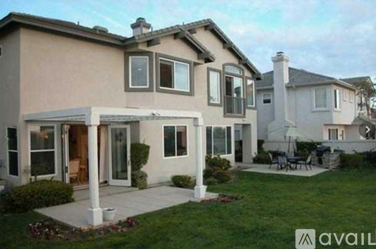 31 Ledgewood Drive 4 Beds Single Family Home for Rent - Photo Gallery 3