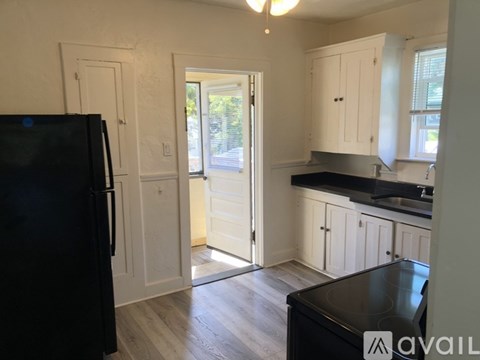 416 Goodall Avenue 2 Beds Single Family Home for Rent - Photo Gallery 11