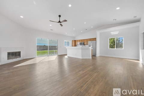 81375 Paludosa Drive 3 Beds Single Family Home for Rent - Photo Gallery 5