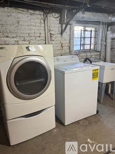 2418 Baker Street 3 Beds Single Family Home for Rent - Photo Gallery 6