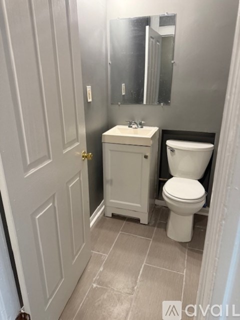 2418 Baker Street 3 Beds Single Family Home for Rent - Photo Gallery 10