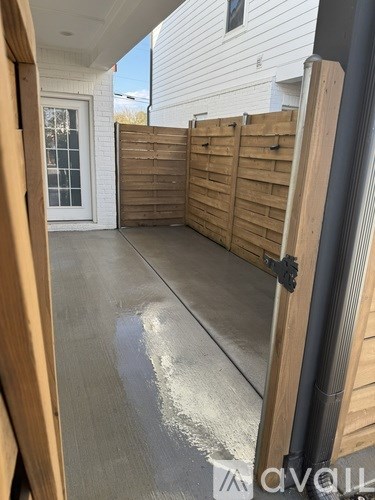 689 Hickory Industrial Dr 3 Beds Townhouse for Rent - Photo Gallery 3