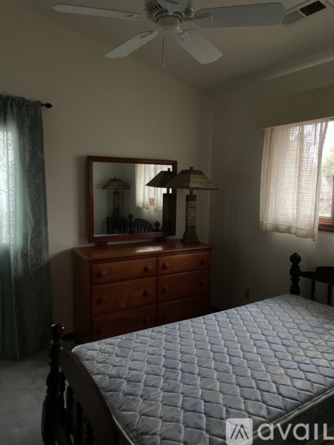 33 Brooklyn Ave 2 Beds Apartment for Rent