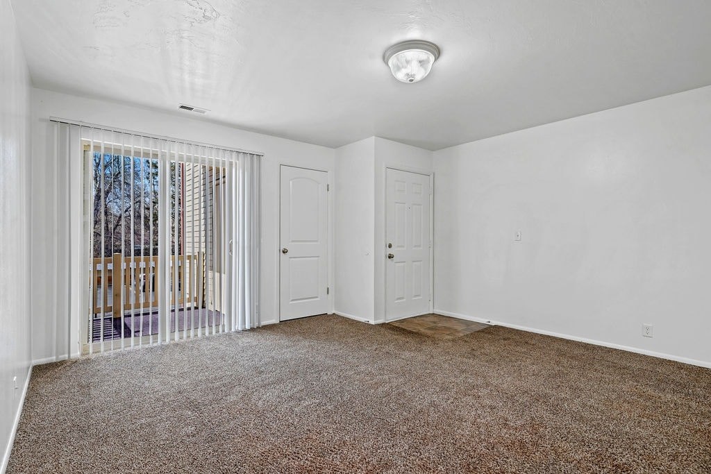 480 E. BRANDT COURT (3960 S) 2-3 Beds Apartment for Rent - Photo Gallery 8