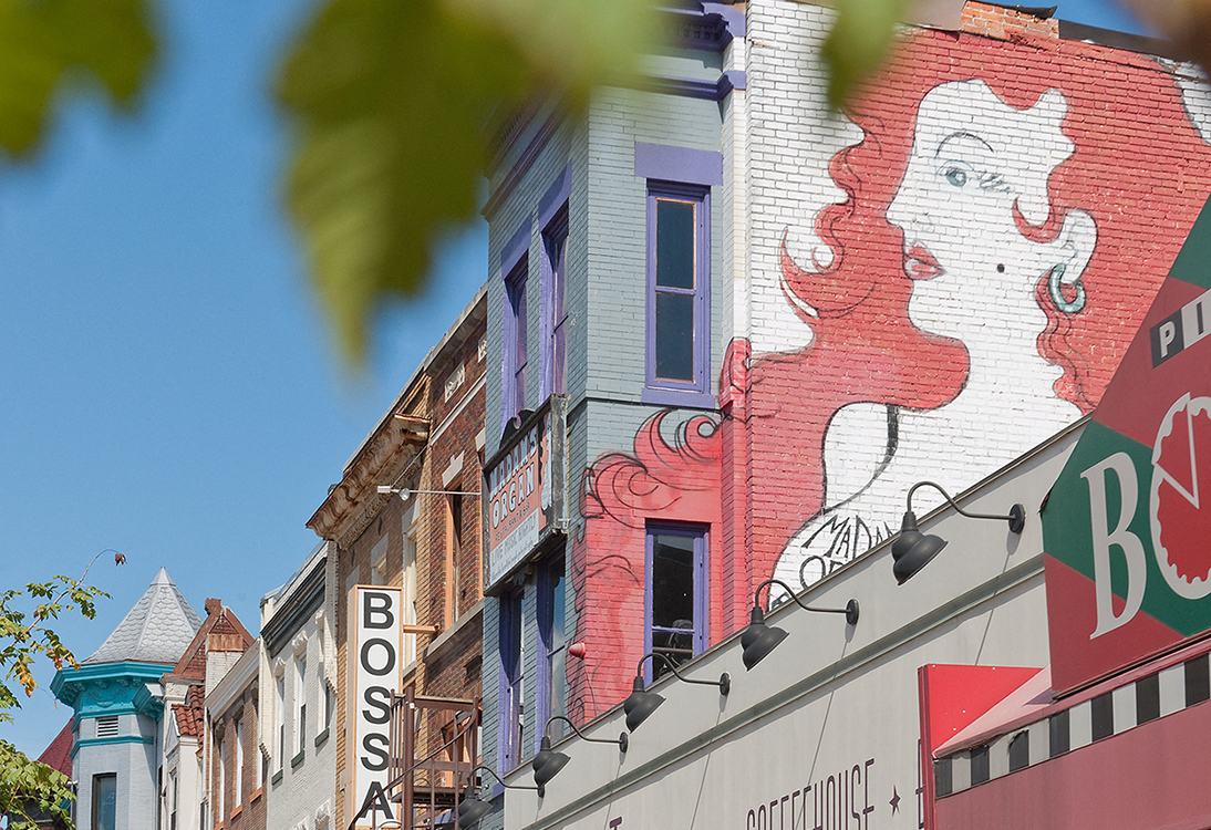 Nearby nightlife, shopping, and dining at Chalfonte, Washington