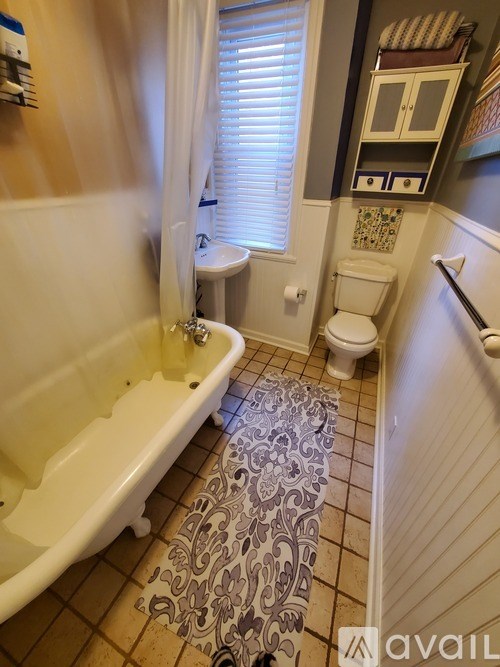 462 Leedom Street 5 Beds Townhouse for Rent - Photo Gallery 10