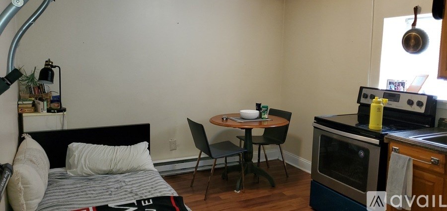 228 South 50th Street 1 Bed Apartment for Rent - Photo Gallery 1