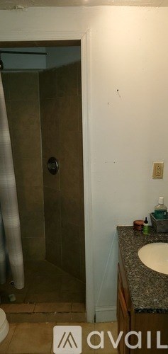 228 South 50th Street 1 Bed Apartment for Rent - Photo Gallery 6