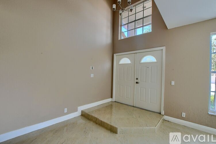 18271 Coral Isles Dr 4 Beds Apartment for Rent - Photo Gallery 2