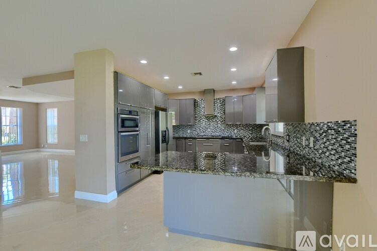 18271 Coral Isles Dr 4 Beds Apartment for Rent - Photo Gallery 11