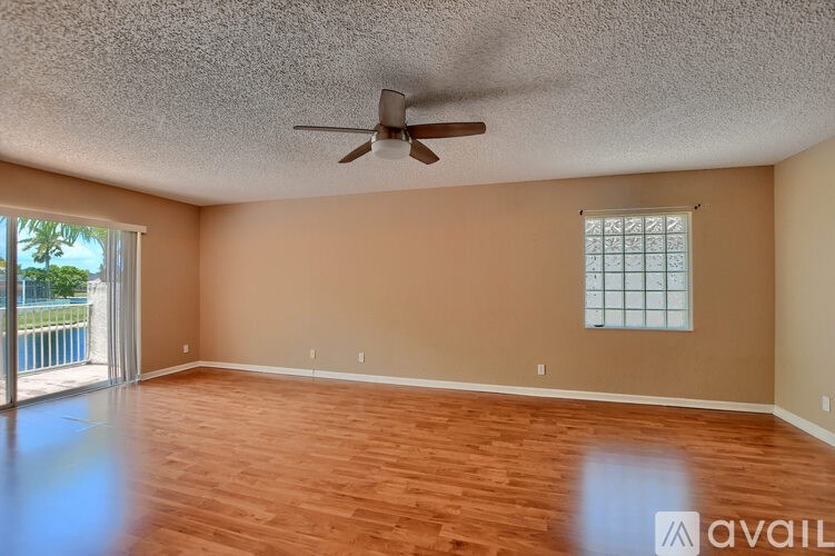 18271 Coral Isles Dr 4 Beds Apartment for Rent - Photo Gallery 16