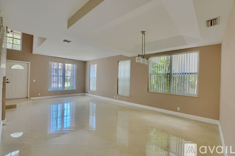 18271 Coral Isles Dr 4 Beds Apartment for Rent - Photo Gallery 6