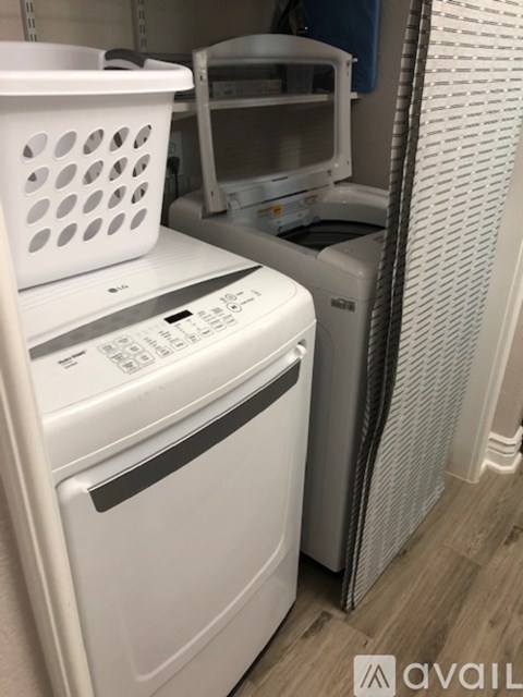 9000 Blue Hill Ct 3 Beds Single Family Home for Rent - Photo Gallery 14