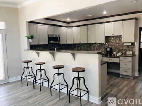 9000 Blue Hill Ct 3 Beds Single Family Home for Rent - Photo Gallery 5