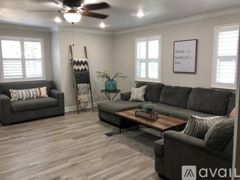 9000 Blue Hill Ct 3 Beds Single Family Home for Rent - Photo Gallery 7