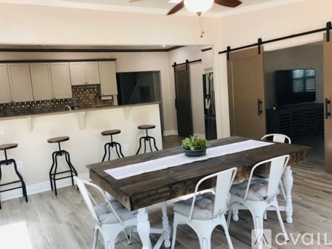 9000 Blue Hill Ct 3 Beds Single Family Home for Rent - Photo Gallery 10