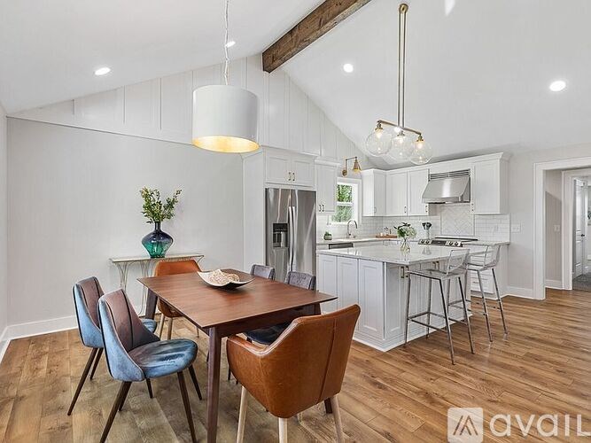 5512 Vaught Drive 3 Beds Single Family Home for Rent - Photo Gallery 4