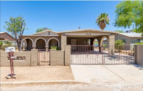 4319 S 15Th Ave 4 Beds Apartment for Rent