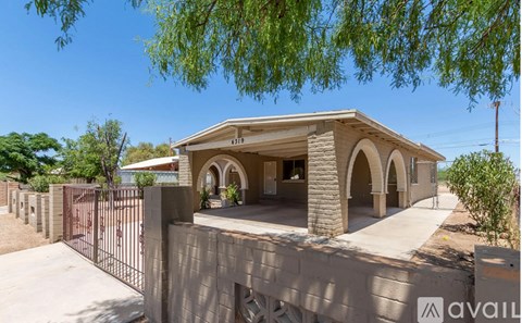 4319 S 15th Ave 4 Beds Single Family Home for Rent - Photo Gallery 2