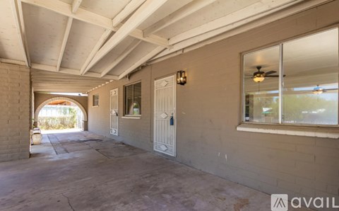 4319 S 15th Ave 4 Beds Single Family Home for Rent - Photo Gallery 3