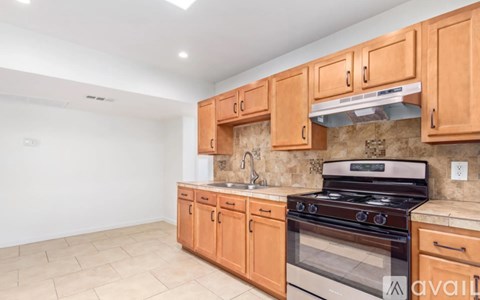 4319 S 15th Ave 4 Beds Single Family Home for Rent - Photo Gallery 6