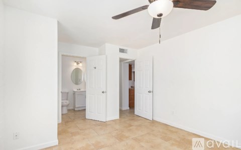 4319 S 15th Ave 4 Beds Single Family Home for Rent - Photo Gallery 8