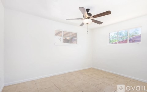 4319 S 15th Ave 4 Beds Single Family Home for Rent - Photo Gallery 9