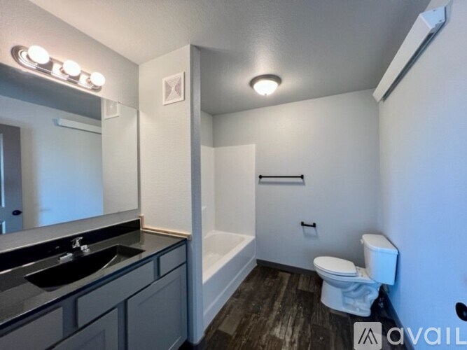 523 Degeest Dr Studio Apartment for Rent - Photo Gallery 5