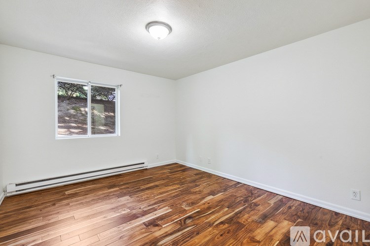 10410 NE 32nd Pl 2 Beds Condo for Rent - Photo Gallery 7