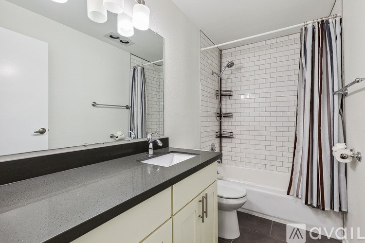 10410 NE 32nd Pl 2 Beds Condo for Rent - Photo Gallery 8