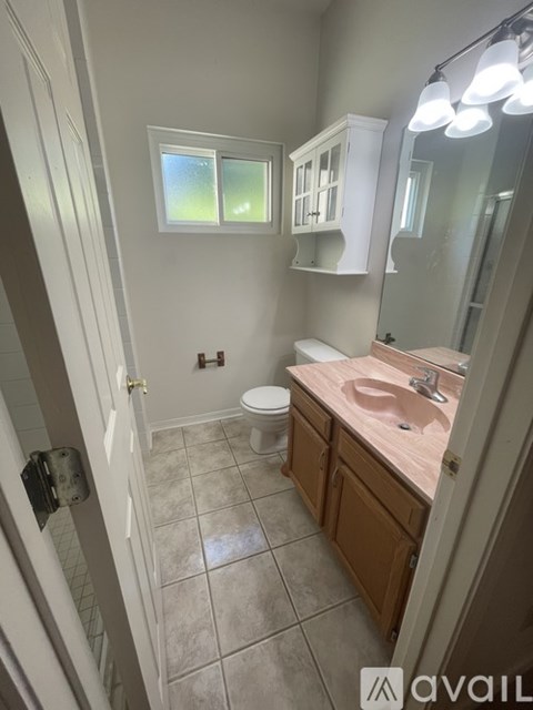 6 Hollycrest Boulevard 3 Beds Single Family Home for Rent - Photo Gallery 5