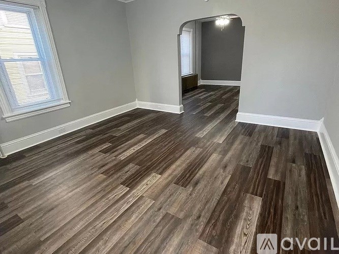 47 West 17th Street 3 Beds Single Family Home for Rent - Photo Gallery 2