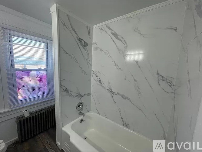 47 West 17th Street 3 Beds Single Family Home for Rent - Photo Gallery 13