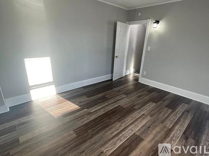 47 West 17th Street 3 Beds Single Family Home for Rent - Photo Gallery 16