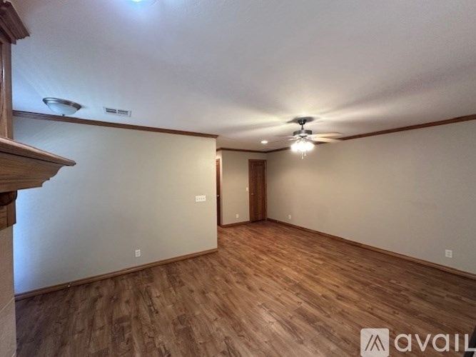 3605 NW 51st St 3 Beds Single Family Home for Rent - Photo Gallery 4