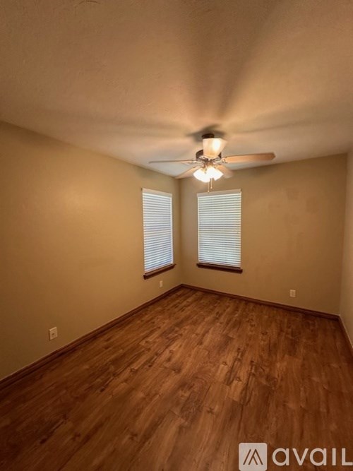 3605 NW 51st St 3 Beds Single Family Home for Rent - Photo Gallery 10