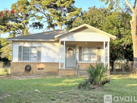 310 2Nd St 3 Beds Apartment for Rent