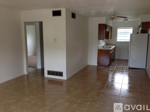 411 W Van Alstyne Pkwy 2 Beds Apartment for Rent - Photo Gallery 2