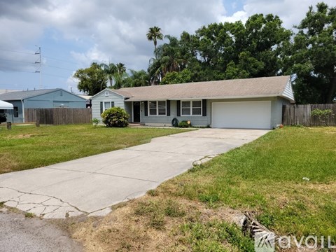 2701 47Th Avenue North 3 Beds Apartment for Rent