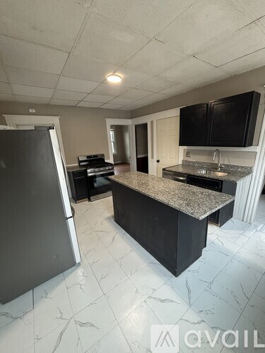 154 Daly Avenue 2 Beds Single Family Home for Rent - Photo Gallery 13