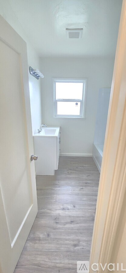 748 E Cornell Ave 1 Bed Apartment for Rent - Photo Gallery 6