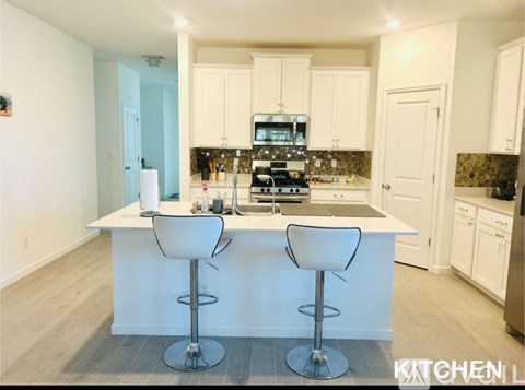 35 White Rabbit Run 4 Beds Single Family Home for Rent - Photo Gallery 7