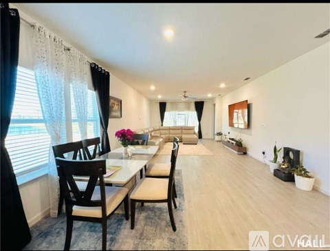 35 White Rabbit Run 4 Beds Single Family Home for Rent - Photo Gallery 8