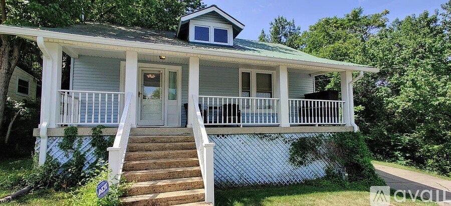 3919 Dakota Ave 2 Beds Single Family Home for Rent - Photo Gallery 1