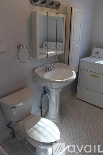 3919 Dakota Ave 2 Beds Single Family Home for Rent - Photo Gallery 5