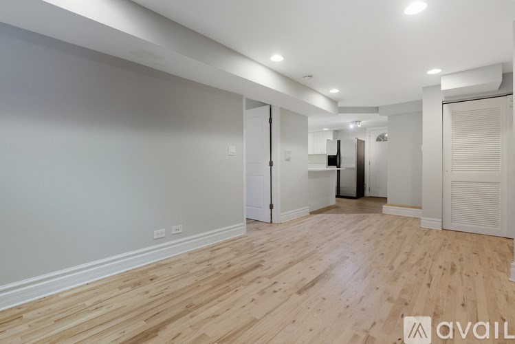 5611 N Glenwood Ave 1 Bed Apartment for Rent - Photo Gallery 8