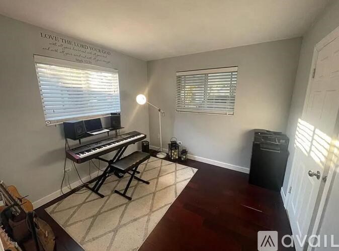 6500 Southwest 4th Street 3 Beds Single Family Home for Rent - Photo Gallery 12