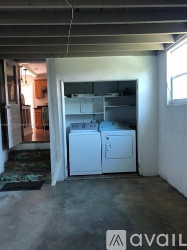 1538 Funston St 2 Beds Single Family Home for Rent - Photo Gallery 12
