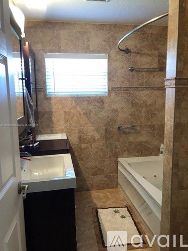 1538 Funston St 2 Beds Single Family Home for Rent - Photo Gallery 14