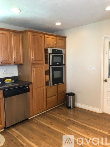 1538 Funston St 2 Beds Single Family Home for Rent - Photo Gallery 15